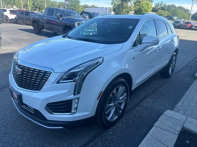 Used 2023 Cadillac XT5 Premium Luxury w/ LPO, Floor Liner Package AWD/4WD image 3