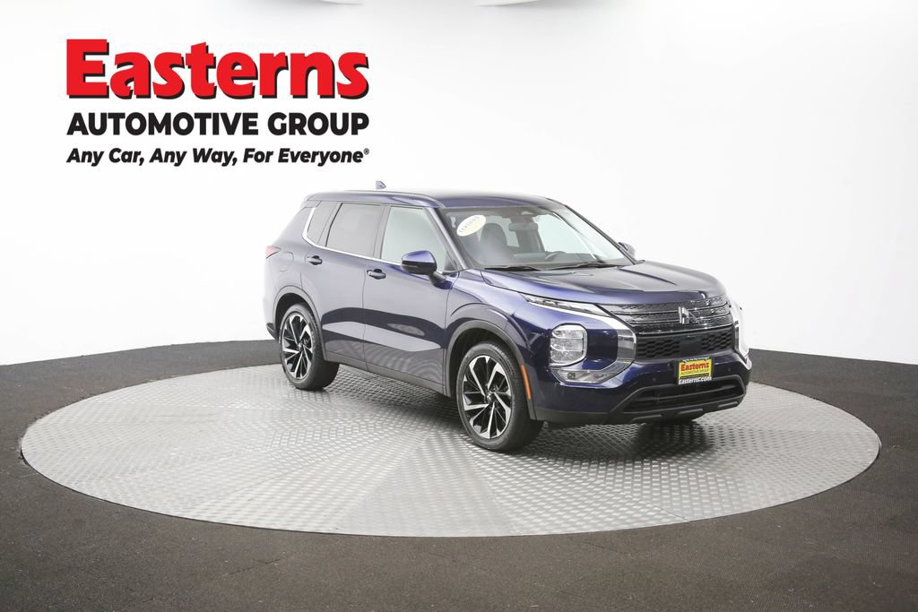 Used 2024 Mitsubishi Outlander SE FWD image 48