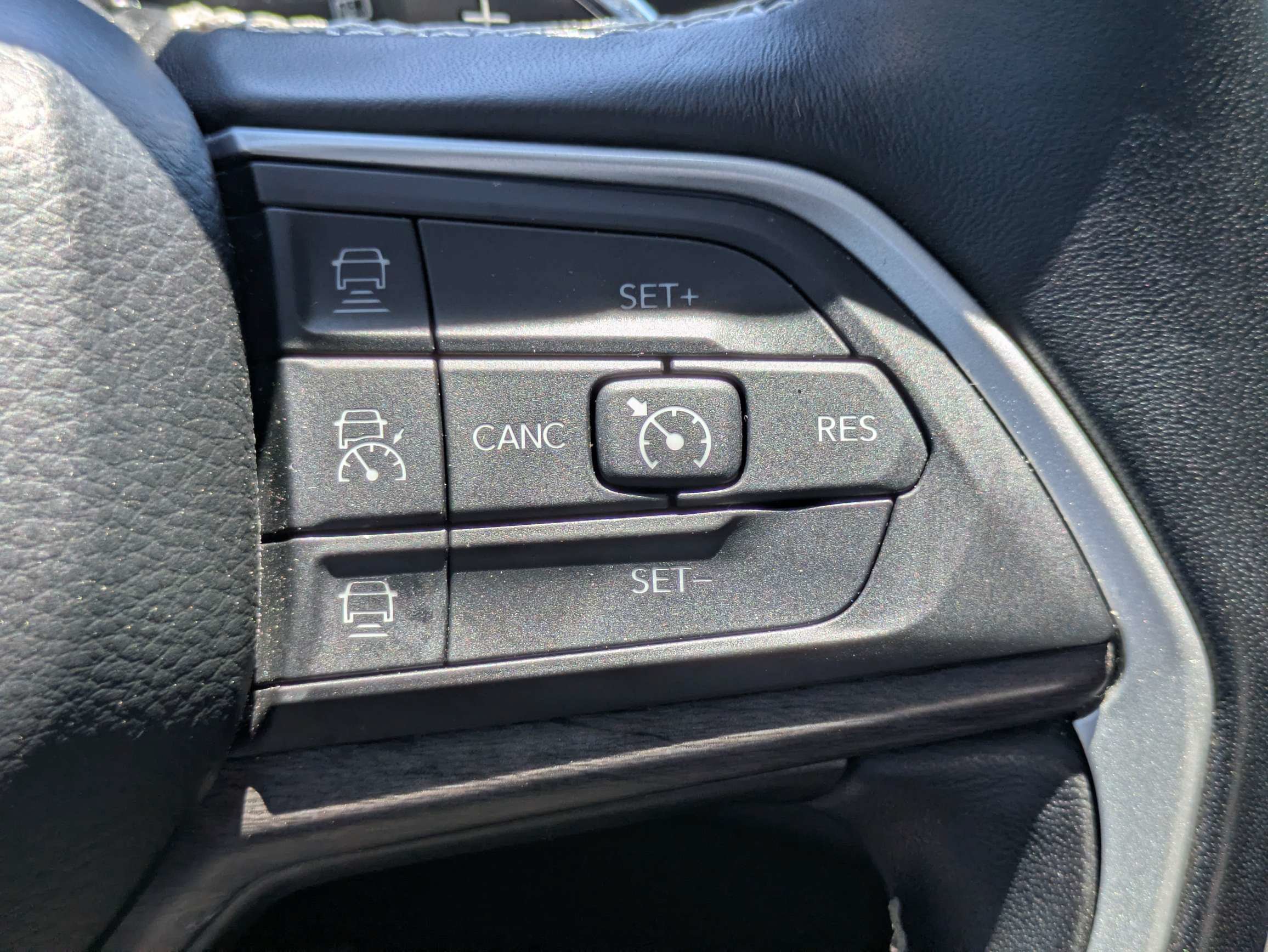 Used 2021 Jeep Grand Cherokee L Limited RWD image 30