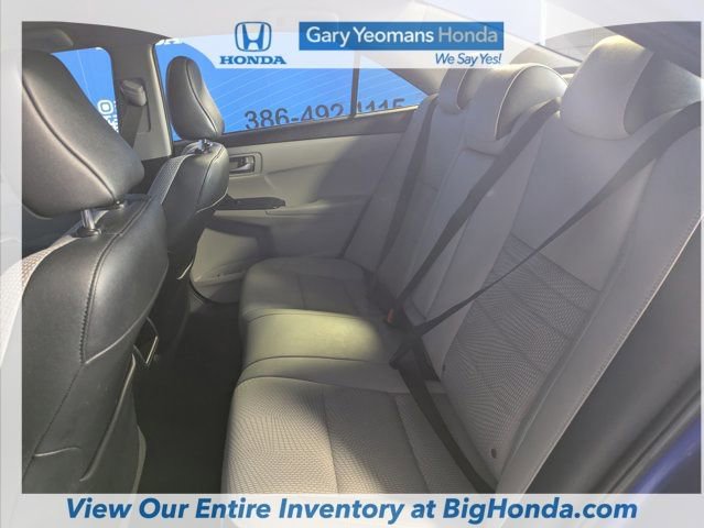 Used 2016 Toyota Camry SE image 12