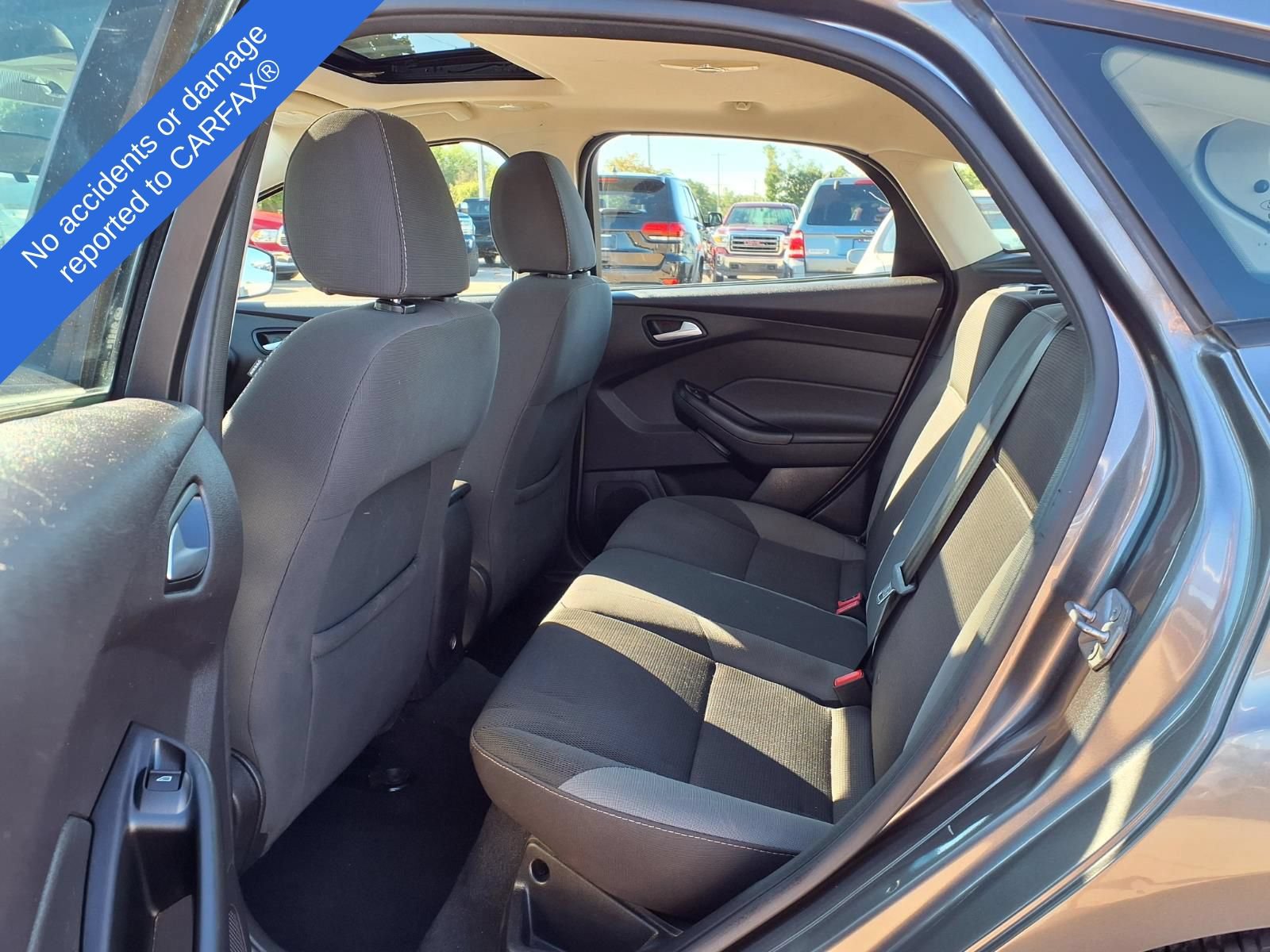 Used 2014 Ford Focus SE FWD image 13