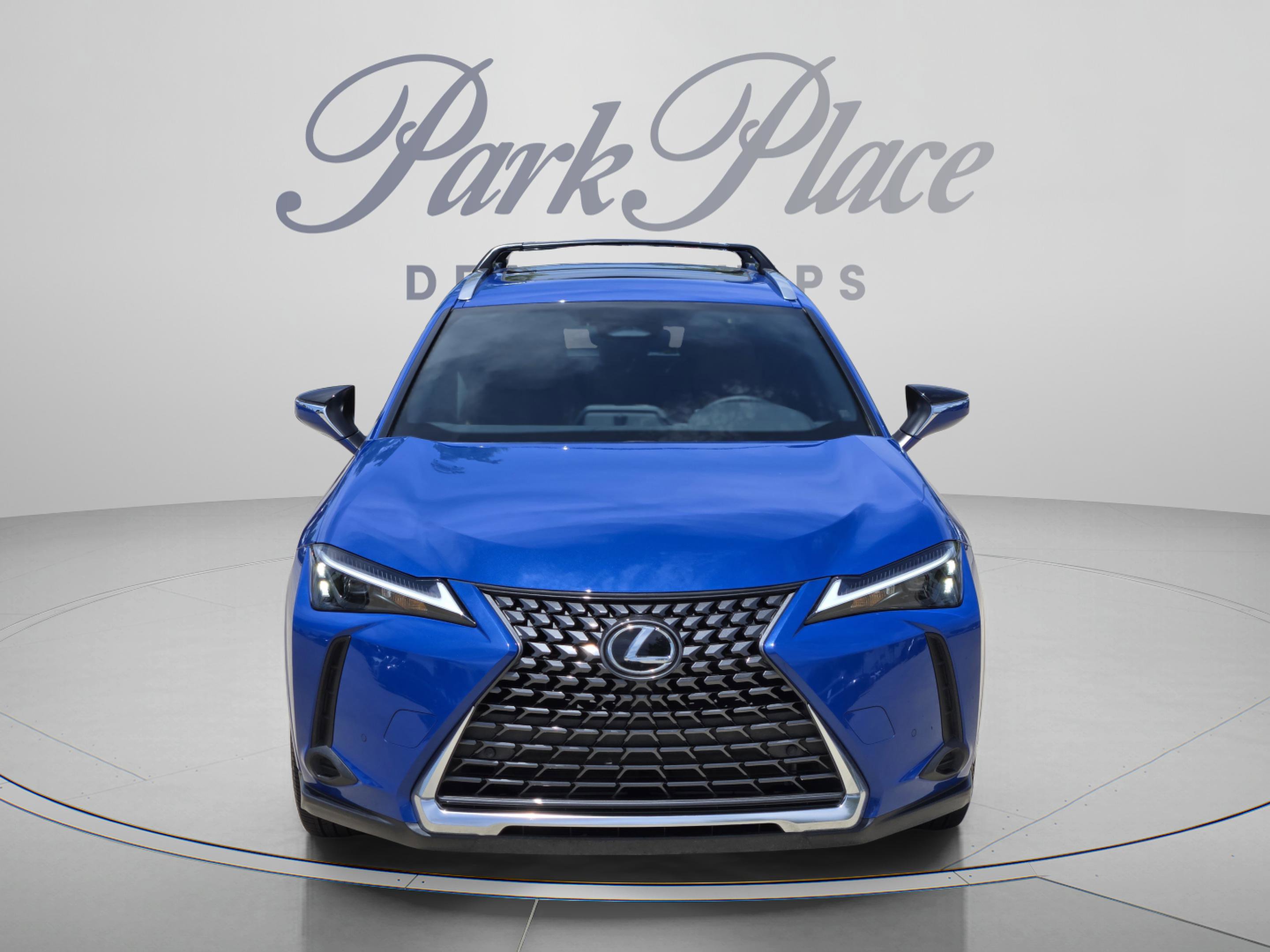 Used 2025 Lexus UX 300h FWD w/ Cold Area Package image 8