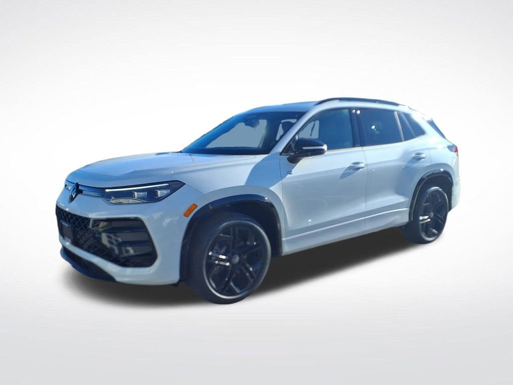 Used 2026 Volkswagen Tiguan SE R-Line image 4