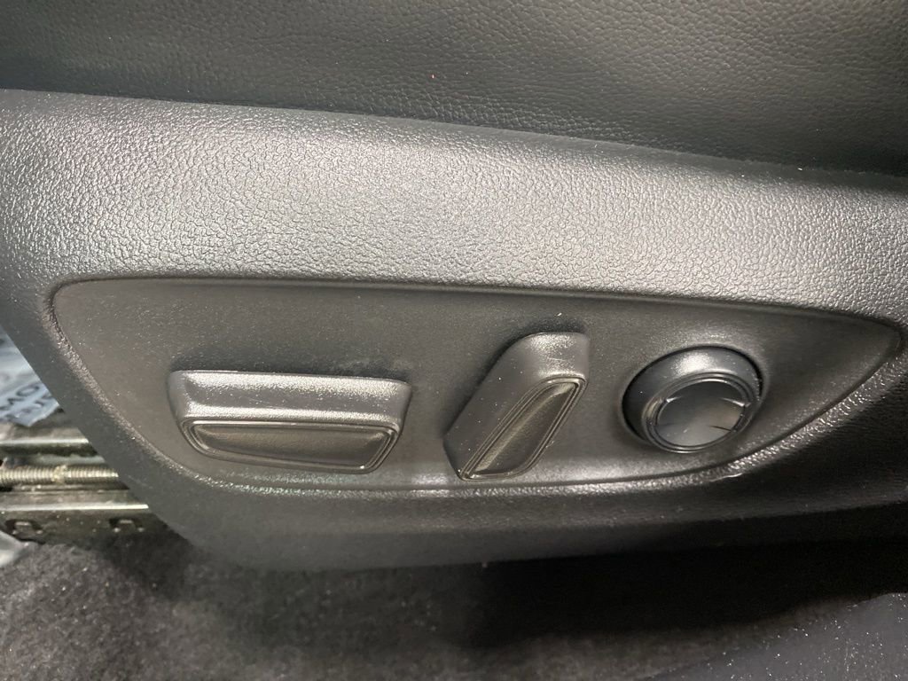 Used 2022 Toyota Highlander XSE image 40