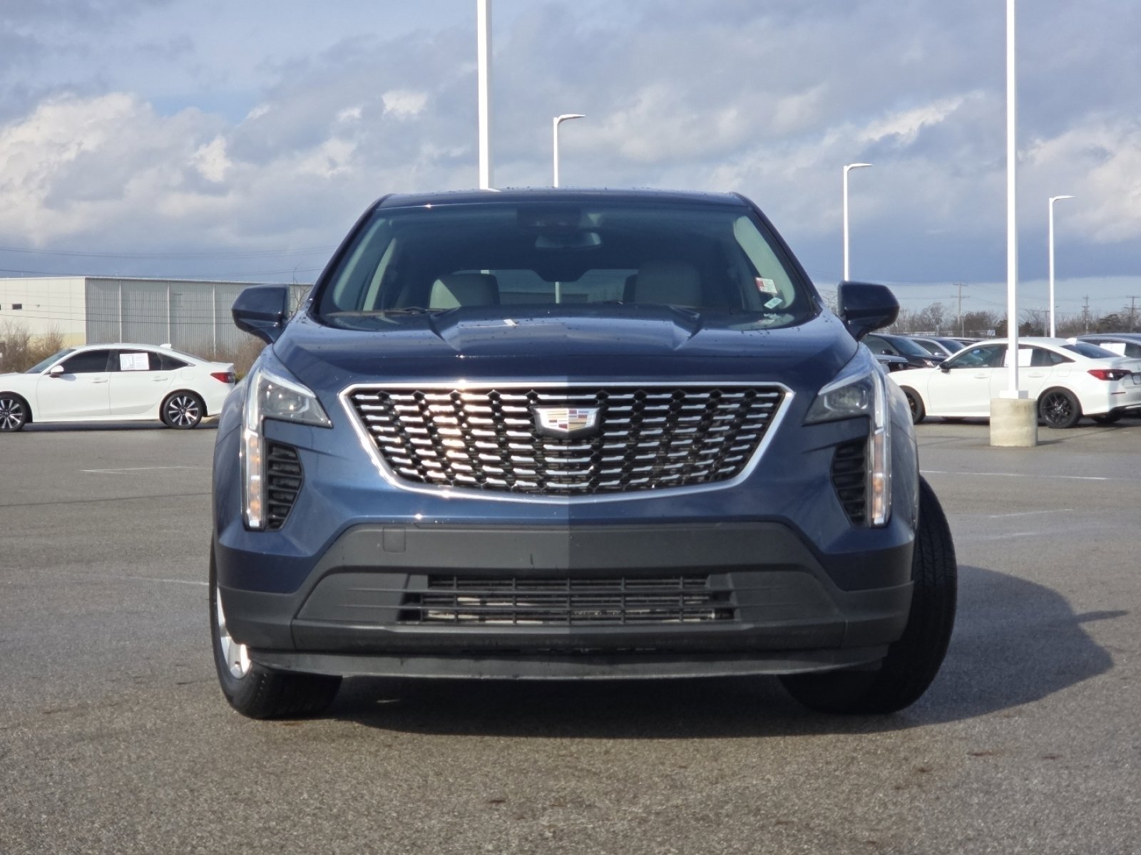 Used 2022 Cadillac XT4 Luxury w/ Cold Weather Package image 11