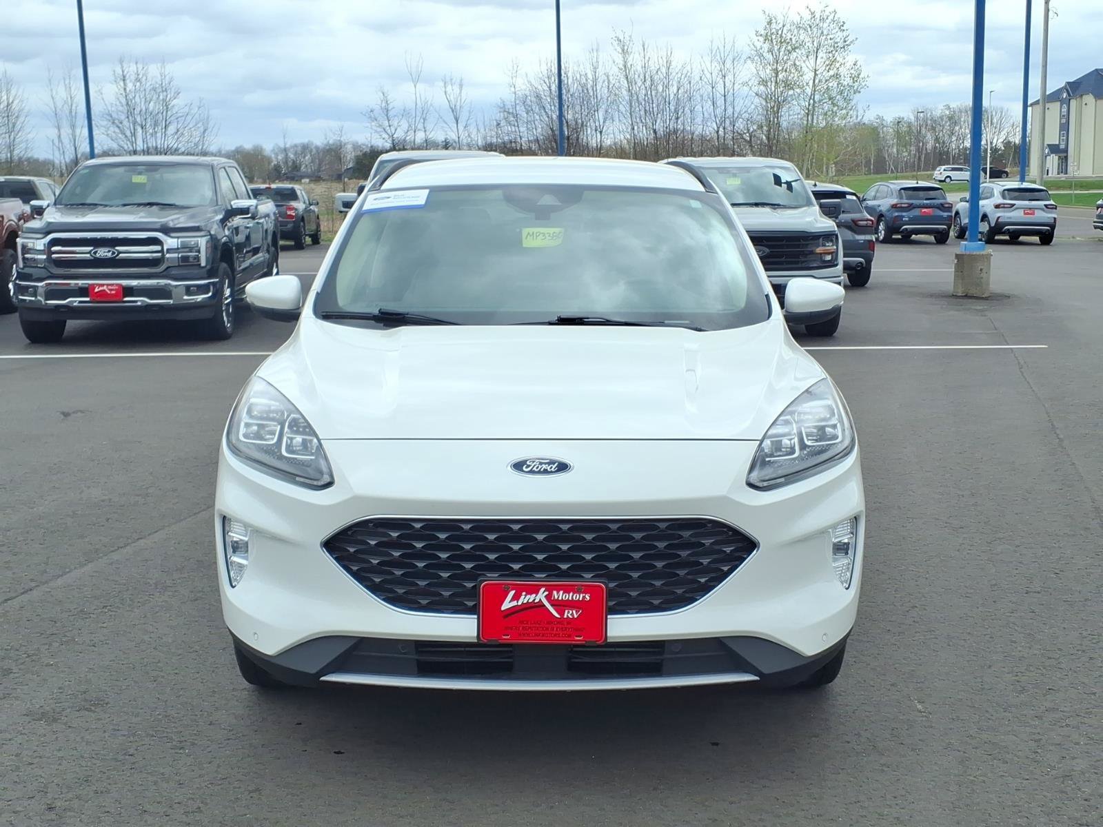 Used 2020 Ford Escape Titanium AWD/4WD image 9