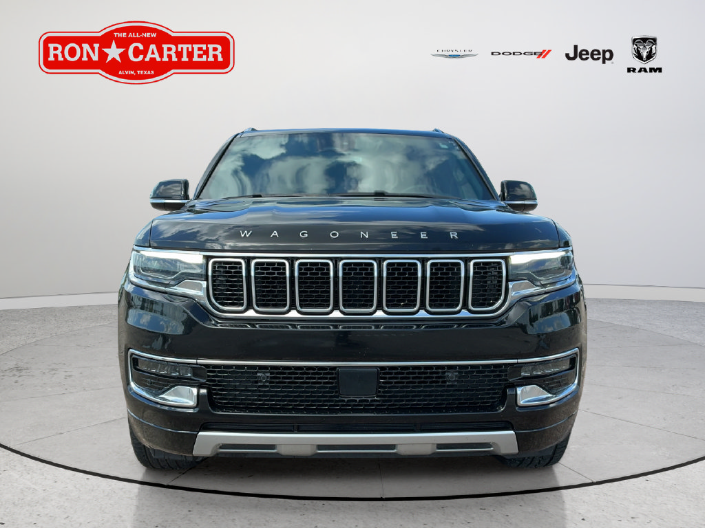 Used 2024 Jeep Wagoneer L Series II AWD/4WD image 2