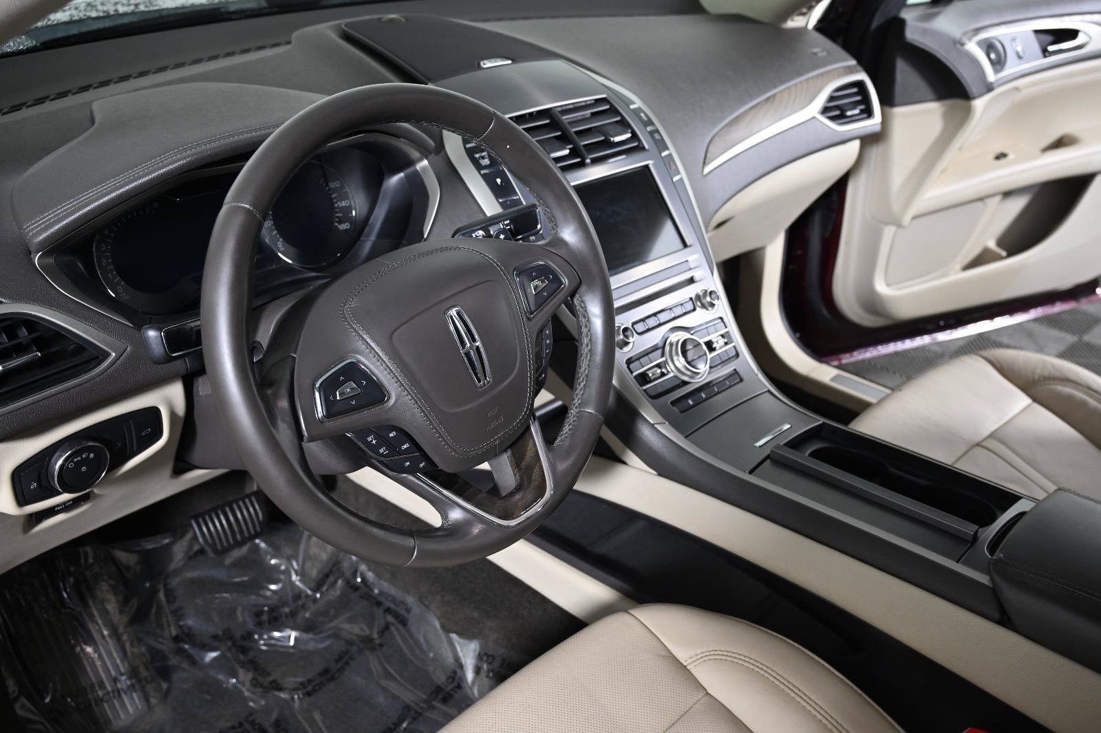 Used 2018 Lincoln MKZ Reserve w/ Climate Package AWD/4WD image 9