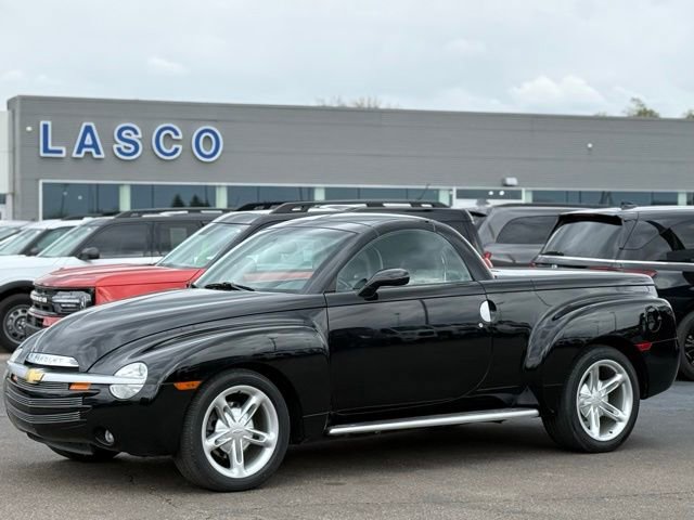 Used 2003 Chevrolet SSR w/ Preferred Equipment Group