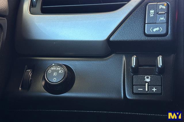 Used 2019 Chevrolet Tahoe LT w/ Luxury Package image 34