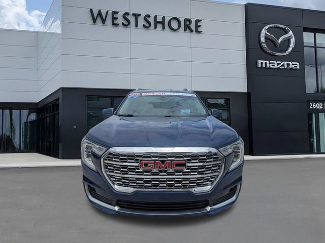 Used 2023 GMC Terrain Denali w/ Denali Premium Package AWD/4WD image 8