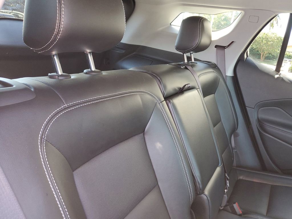 Certified 2022 GMC Terrain SLT image 24