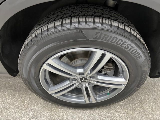 Used 2021 Mercedes-Benz GLC 300 4MATIC image 15