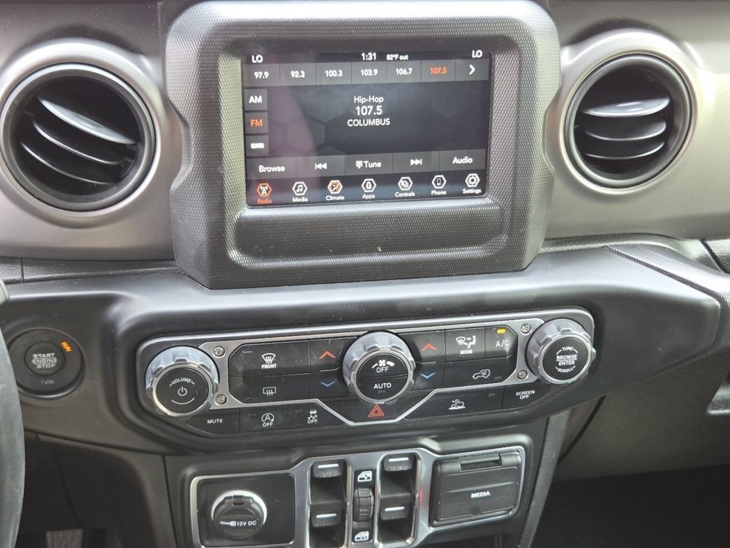 Used 2021 Jeep Wrangler Unlimited Sport AWD/4WD image 32
