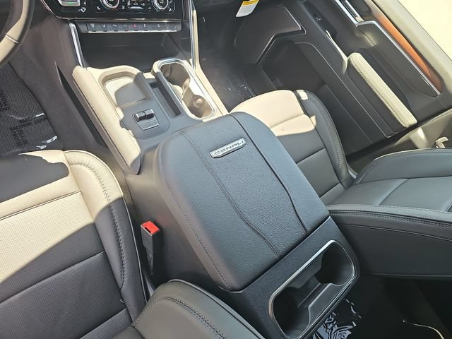 New 2026 GMC Sierra 2500 Denali w/ Denali Reserve Package AWD/4WD image 23