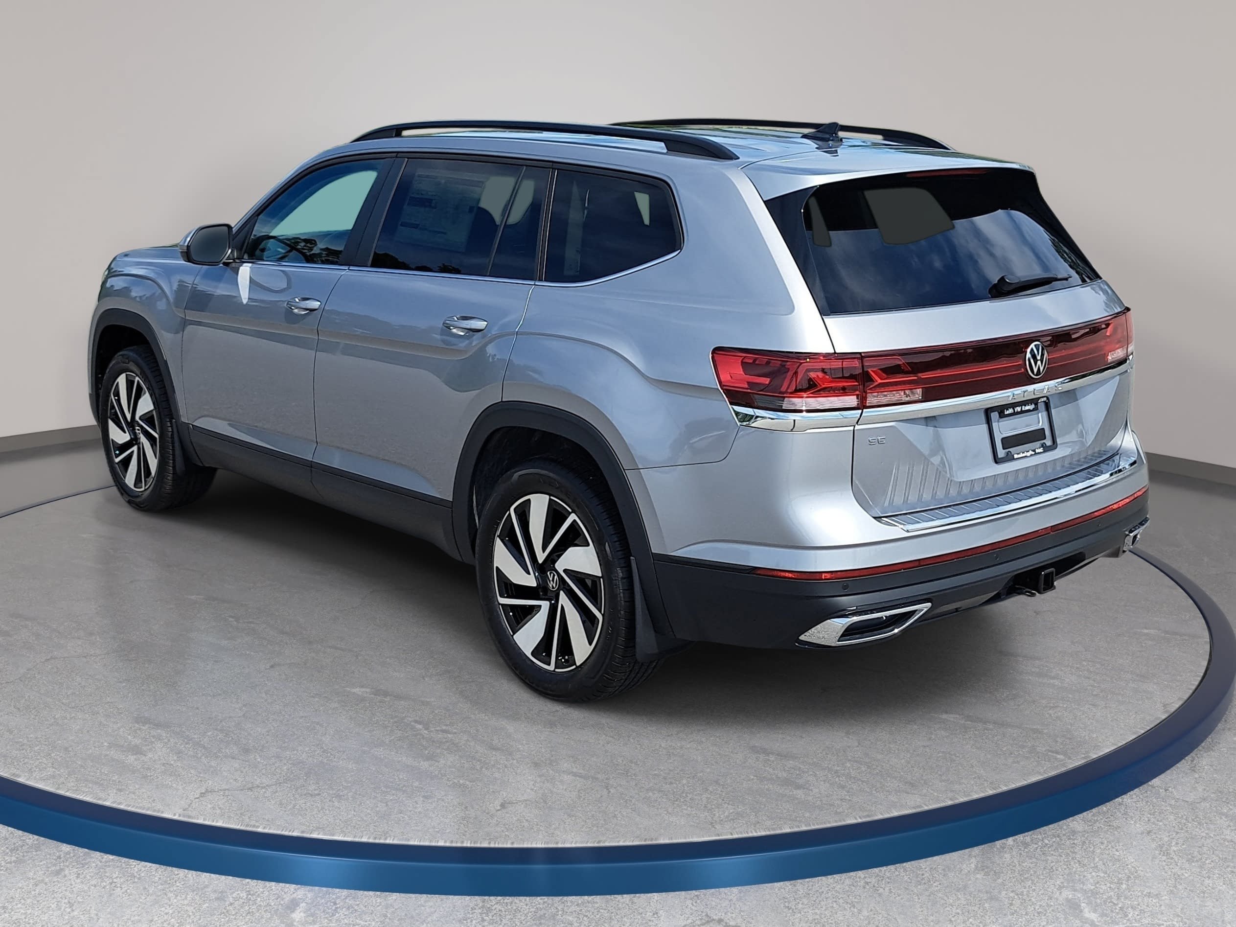 New 2026 Volkswagen Atlas SE FWD image 7