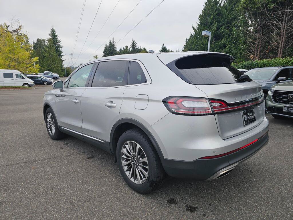Used 2019 Lincoln Nautilus Select AWD/4WD image 5