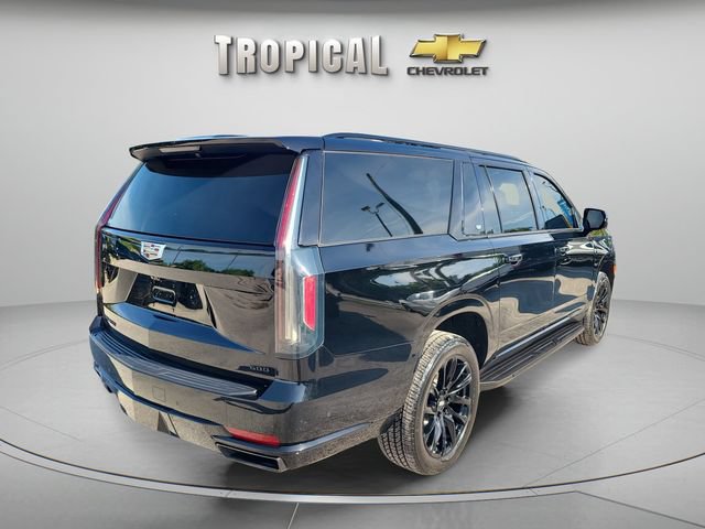 Used 2021 Cadillac Escalade ESV Sport Platinum w/ LPO, ONYX Package AWD/4WD image 5