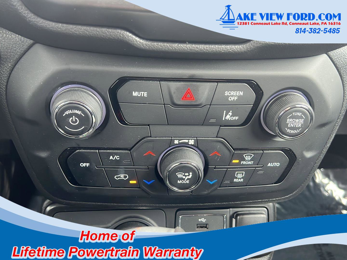 Used 2022 Jeep Renegade Latitude image 29