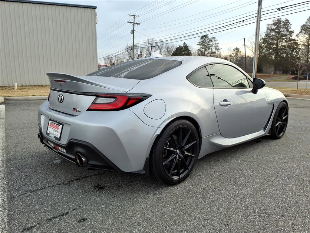 Used 2023 Toyota GR86 Premium image 4