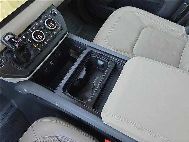 Certified 2022 Land Rover Defender 110 S image 21