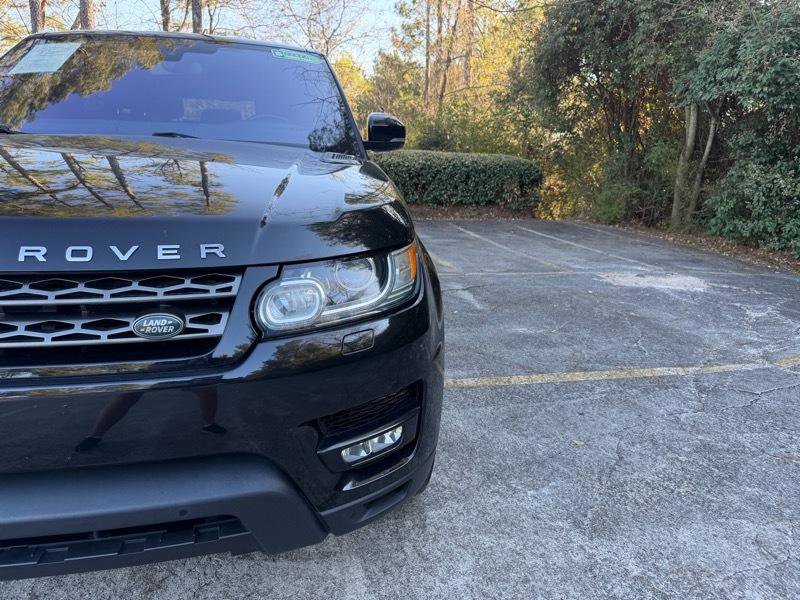 Used 2016 Land Rover Range Rover Sport SE image 17