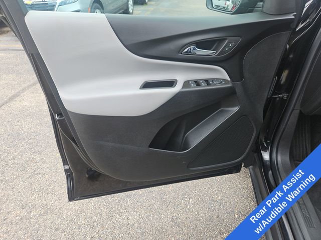Used 2023 Chevrolet Equinox LS w/ LS Convenience Package FWD image 11