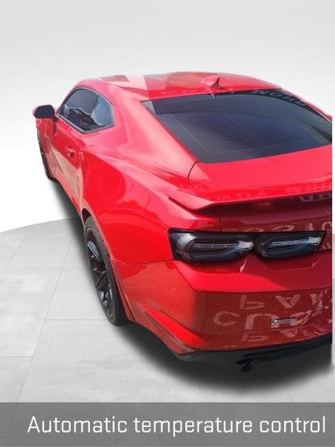 Used 2019 Chevrolet Camaro SS RWD image 9
