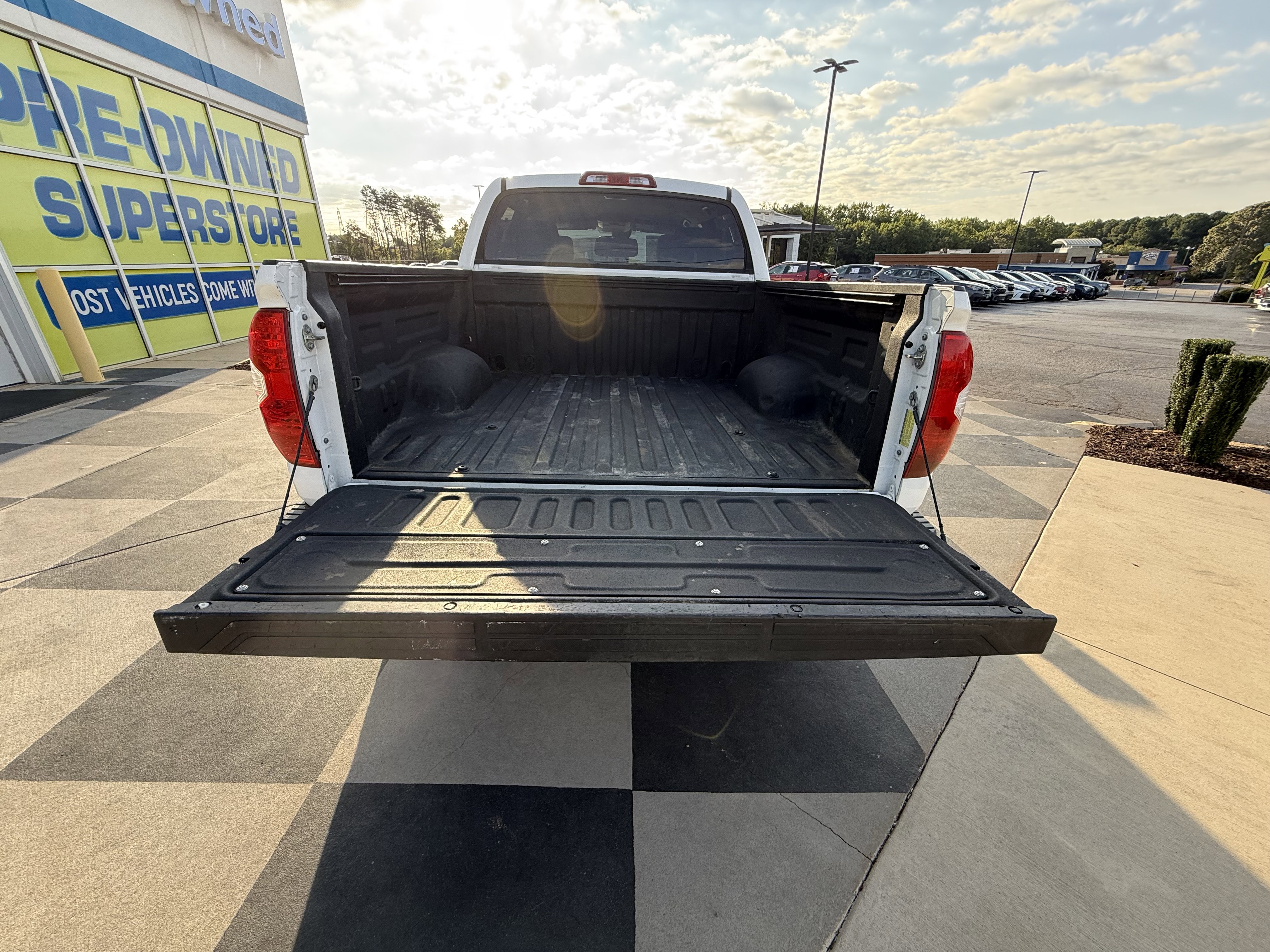 Used 2019 Toyota Tundra SR5 image 34
