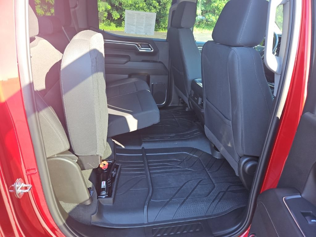 Used 2024 Chevrolet Silverado 1500 RST w/ Protection Package AWD/4WD image 30