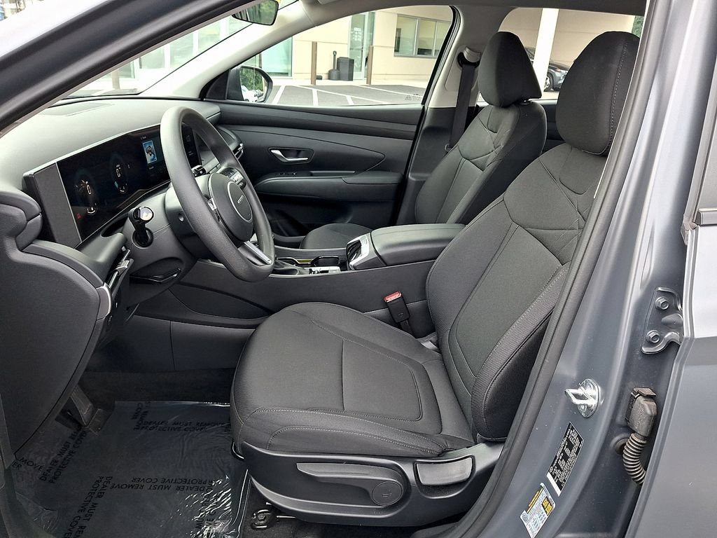 Certified 2025 Hyundai Tucson SE AWD/4WD image 16
