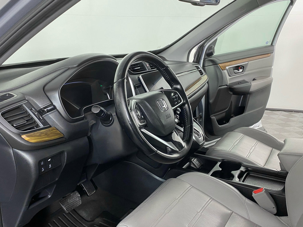 Used 2017 Honda CR-V Touring image 2