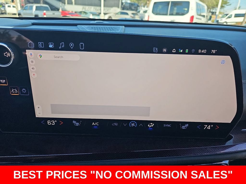 Used 2024 Chevrolet Traverse Z71 w/ Enhanced Driving Package AWD/4WD image 24