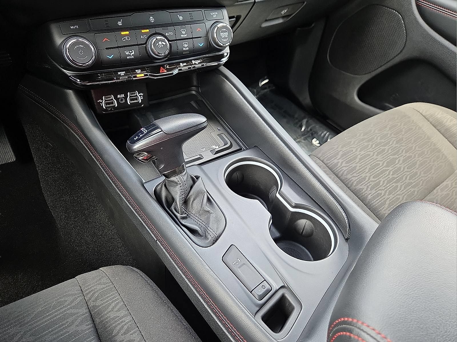 Used 2023 Dodge Durango R/T w/ Blacktop Package AWD/4WD image 25