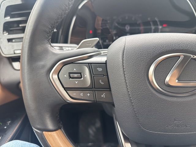 Used 2023 Lexus RX 350 Premium w/ Accessory Package AWD/4WD image 19