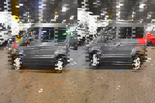 Used 2021 Ford Transit Connect XL image 2