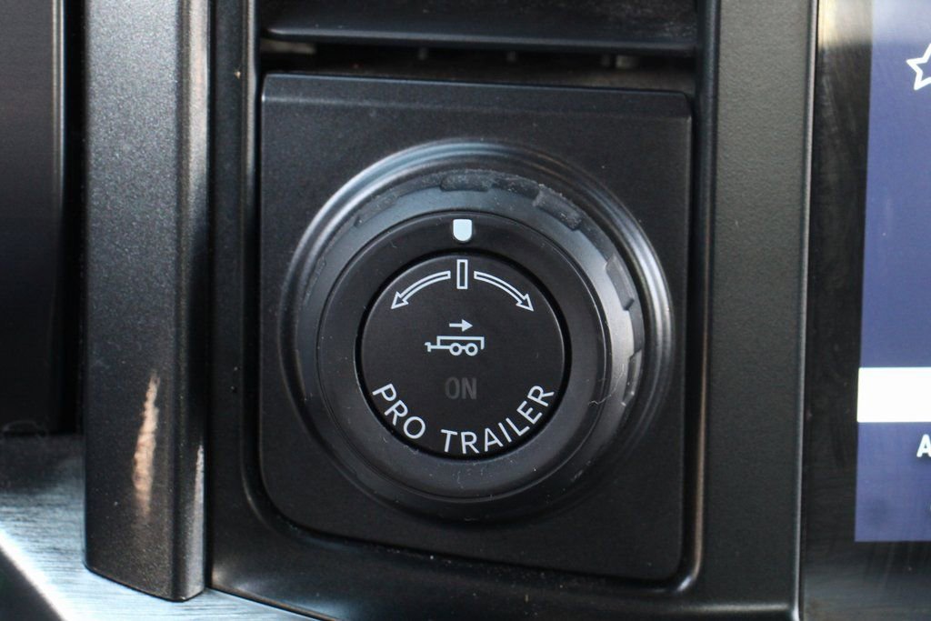 Used 2021 Ford F150 Lariat w/ Equipment Group 502A High AWD/4WD image 30