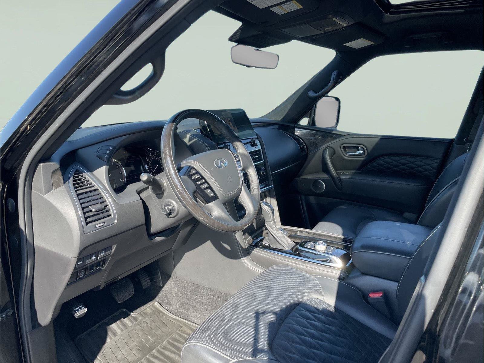 Used 2023 INFINITI QX80 Sensory w/ All-Season Package AWD/4WD image 13