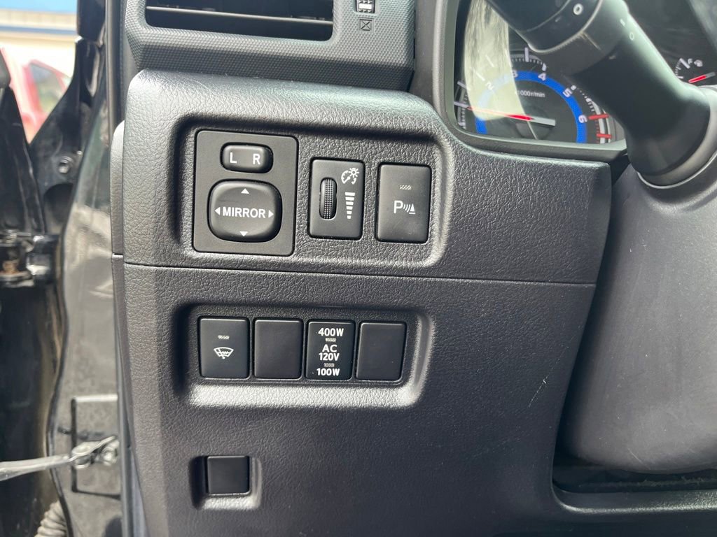 Used 2016 Toyota 4Runner Limited image 13
