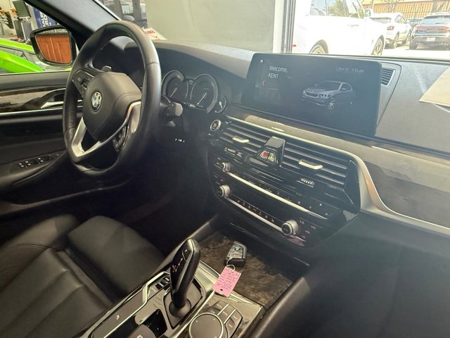 Used 2018 BMW 530i RWD image 10