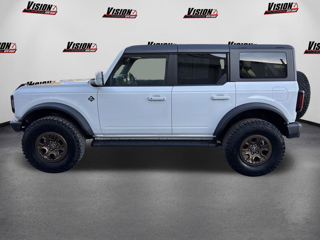 Used 2022 Ford Bronco Outer Banks w/ Sasquatch Package AWD/4WD image 2
