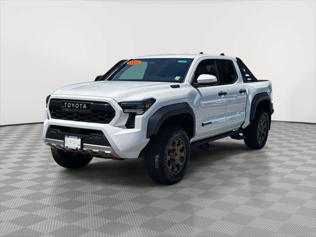 Used 2025 Toyota Tacoma 4x4 Double Cab Hybrid w/ Tow Tech Package image 3