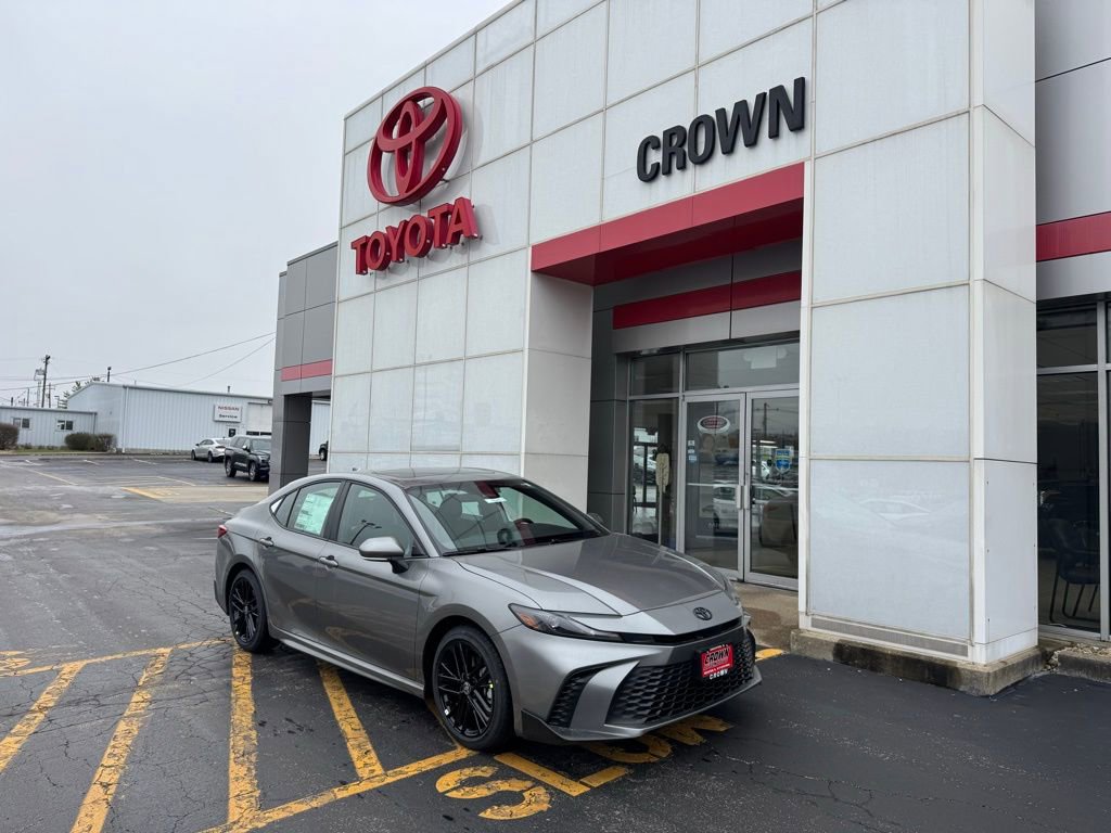 New 2026 Toyota Camry SE image 1