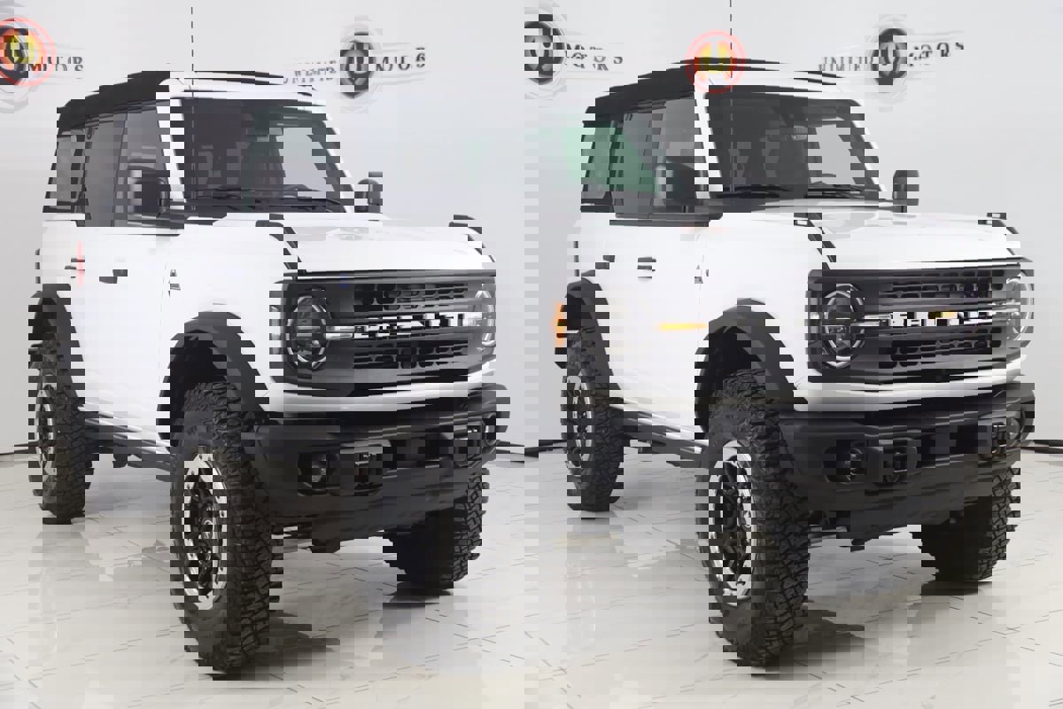 Used 2024 Ford Bronco Black Diamond w/ Sasquatch Package image 19