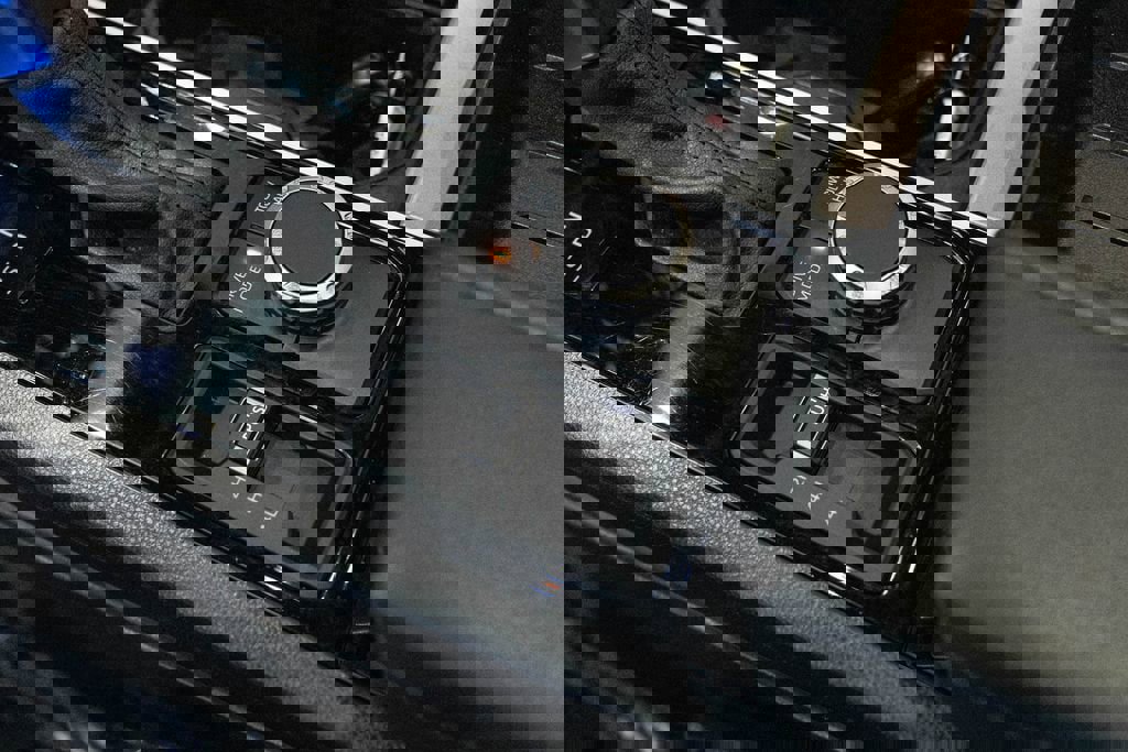 Certified 2025 Toyota Sequoia SR5 AWD/4WD image 26