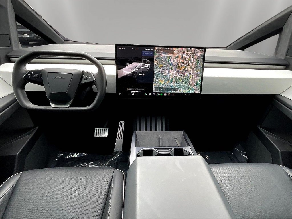 Used 2024 Tesla Cybertruck AWD Crew Cab image 8