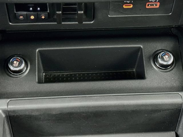 Used 2024 Nissan Titan PRO-4X w/ Pro-4x Convenience Package AWD/4WD image 25