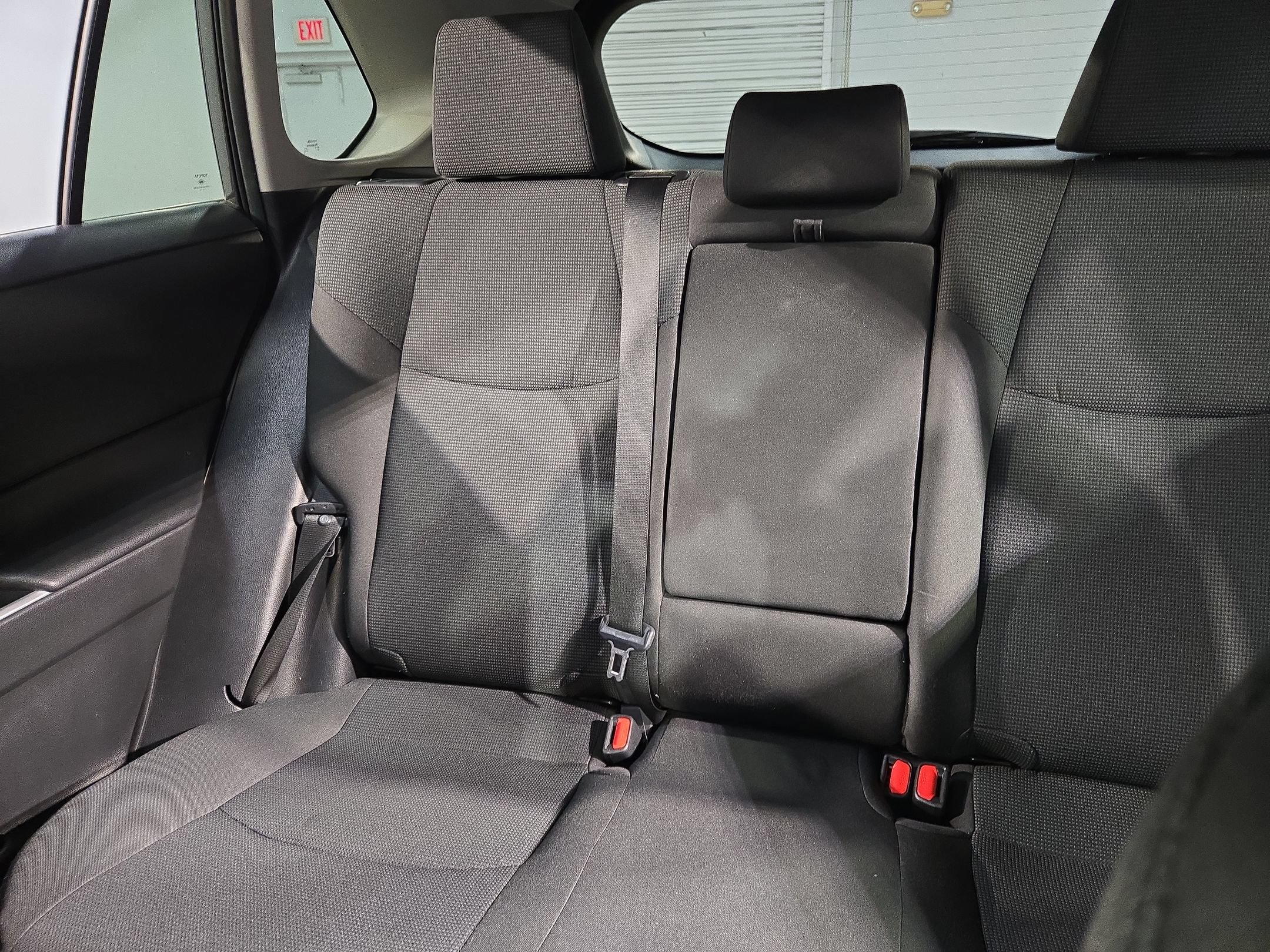 Used 2022 Toyota RAV4 LE FWD image 12