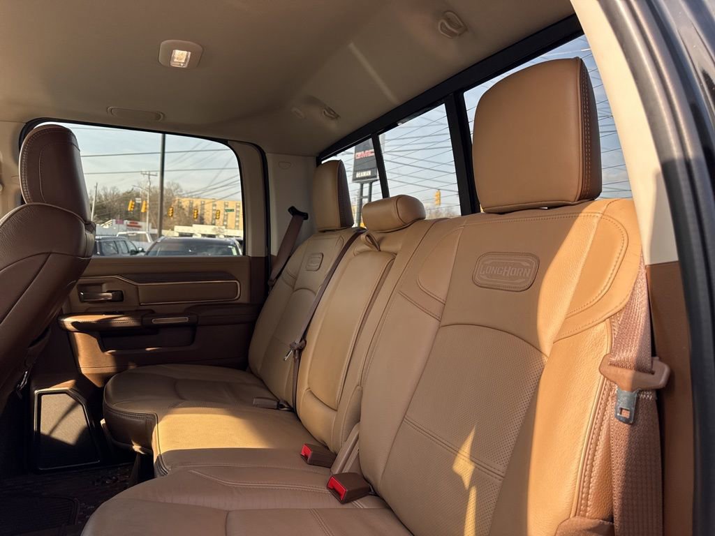 Used 2024 RAM 2500 Limited image 27