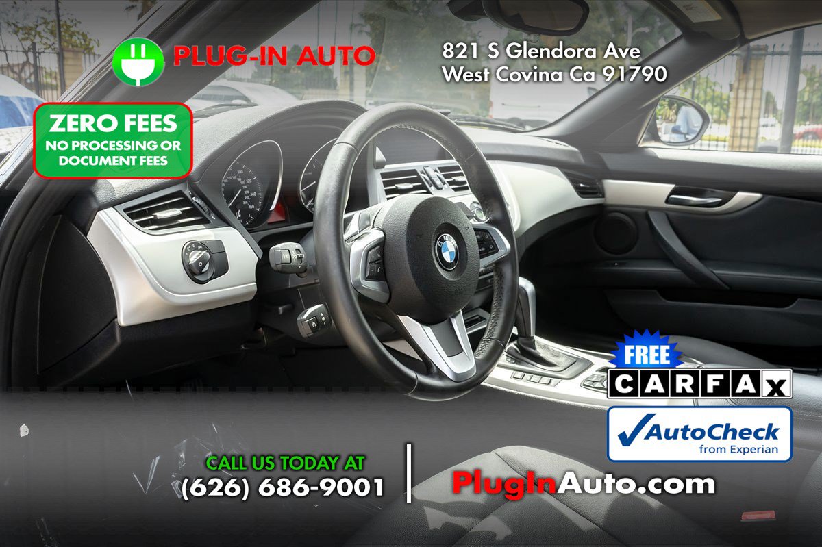 Used 2011 BMW Z4 sDrive30i RWD image 8